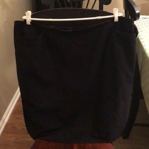 Apostrophe black lined skirt 20W